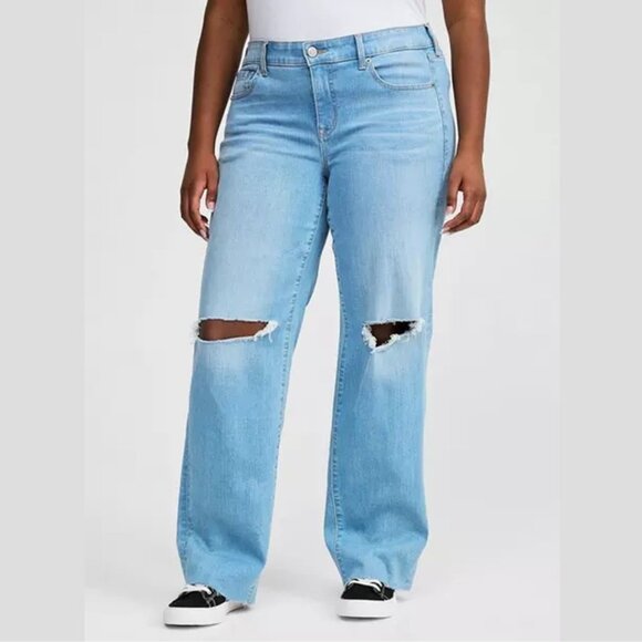 Torrid - Perfect Wide Leg Mid-Rise Jean in Ahoy There Blue Light Wash - Picture 11 of 14